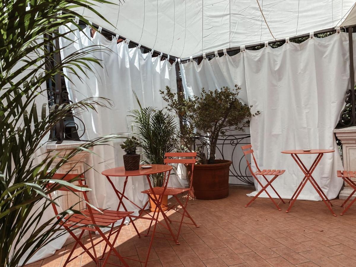 Villa Maldestra Rimini Eksteriør billede